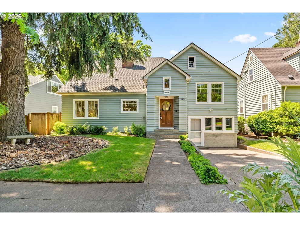 Unit for sale at 1960 ALDER ST, Eugene, OR 97405