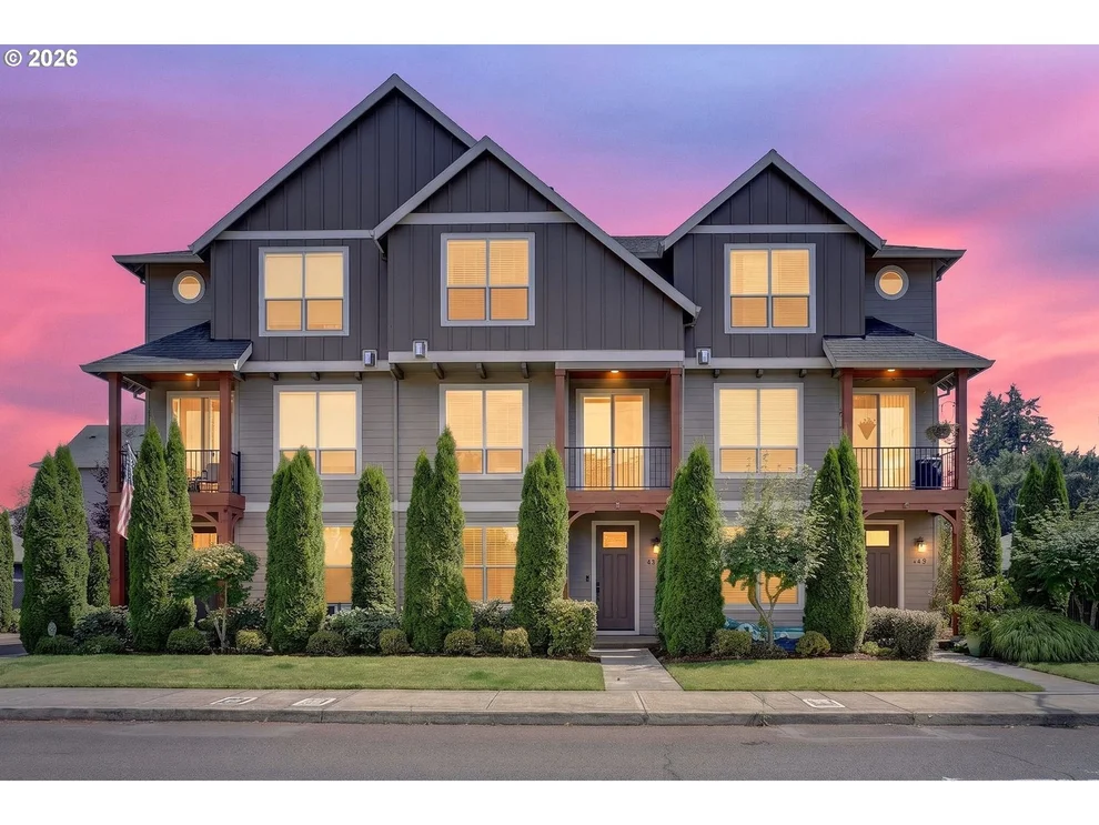 Unit for sale at 437 NE 4TH AVE, Canby, OR 97013