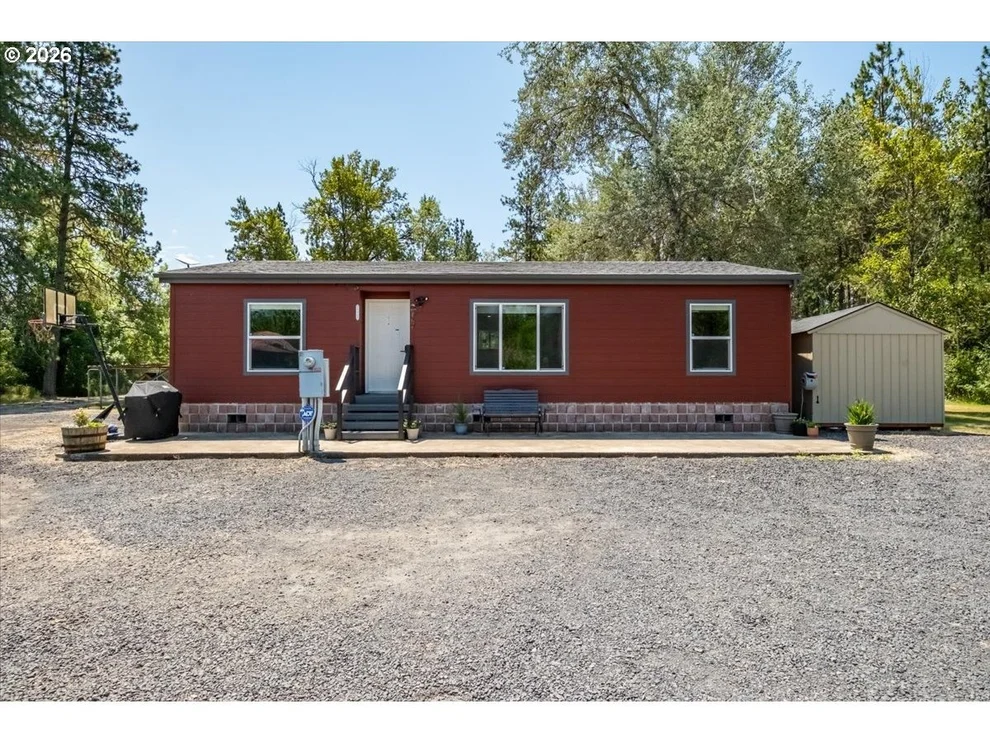Unit for sale at 29727 SANTIAM TERRACE RD, Lebanon, OR 97355