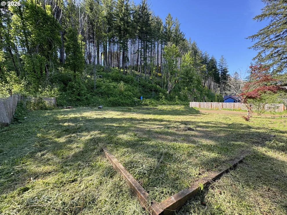 Unit for sale at 49513 McKenzie HWY, Vida, OR 97488