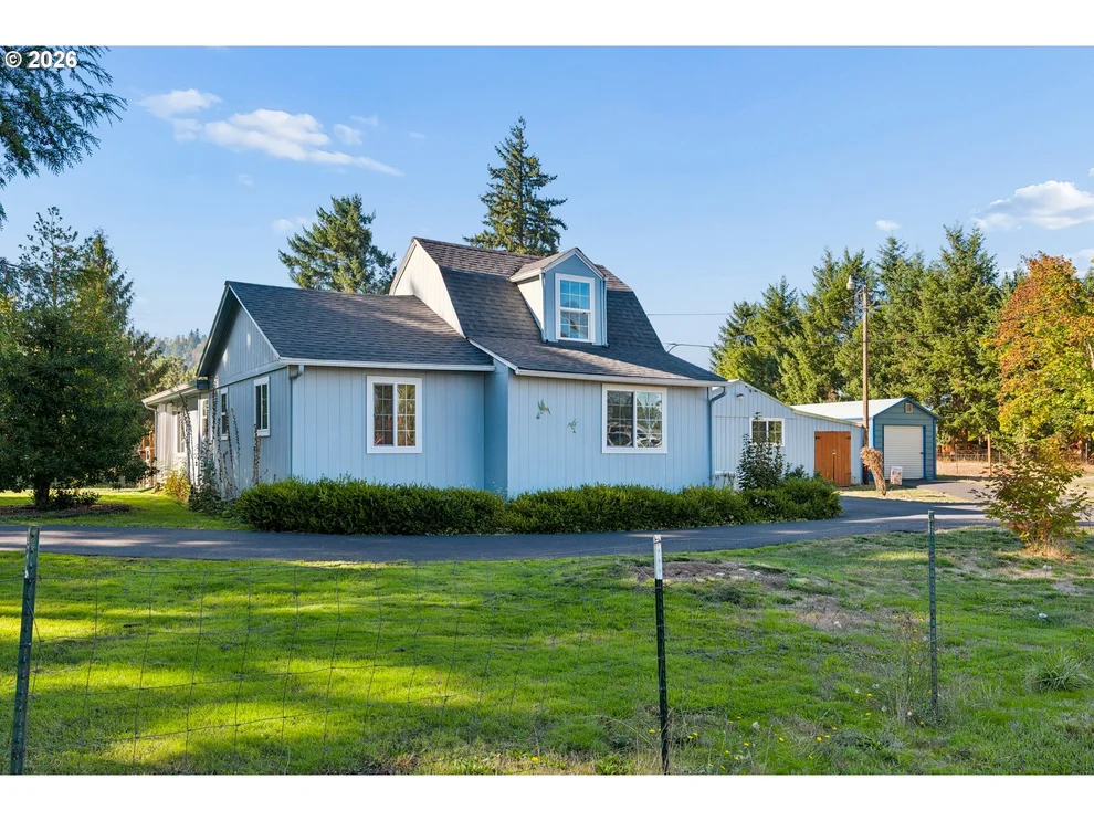 Unit for sale at 82600 GREEN VALLEY ST, Creswell, OR 97426