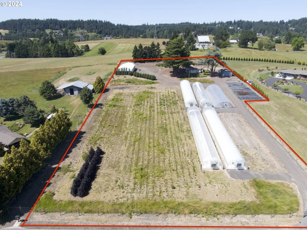 Unit for sale at 6205 SW BRIAR PATCH LN, Wilsonville, OR 97070