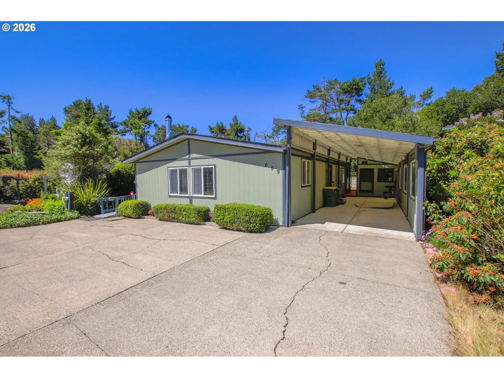 Unit for sale at 1601 RHODODENDRON DR, Florence, OR 97439