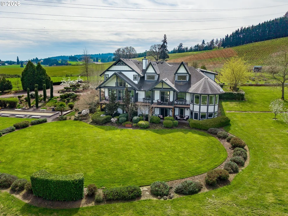 Unit for sale at 20300 NE HIGHWAY 240, Newberg, OR 97132
