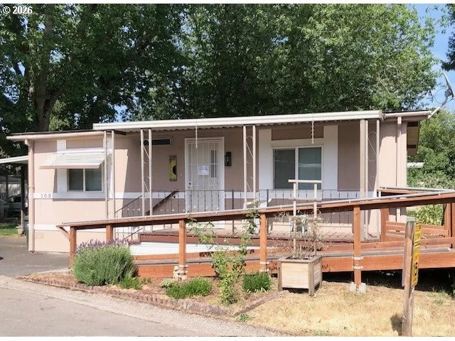Unit for sale at 1475 Green Acres, Eugene, OR 97408