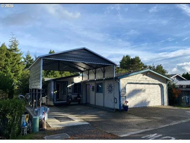 Unit for sale at 1600 RHODODENDRON DR, Florence, OR 97439
