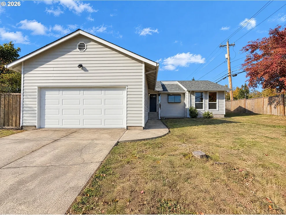 Unit for sale at 790 HEATHER WAY, Gladstone, OR 97027
