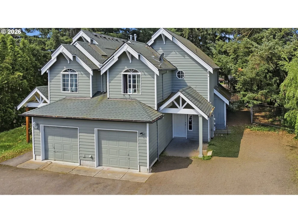 Unit for sale at 17312 17314 E Burnside ST, Portland, OR 97233
