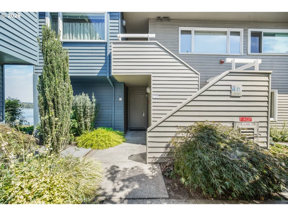 Unit for sale at 91 N HAYDEN BAY DR, Portland, OR 97217