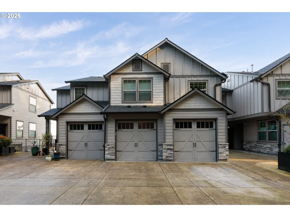 Unit for sale at 9161 NW GERMANTOWN RD, Portland, OR 97231