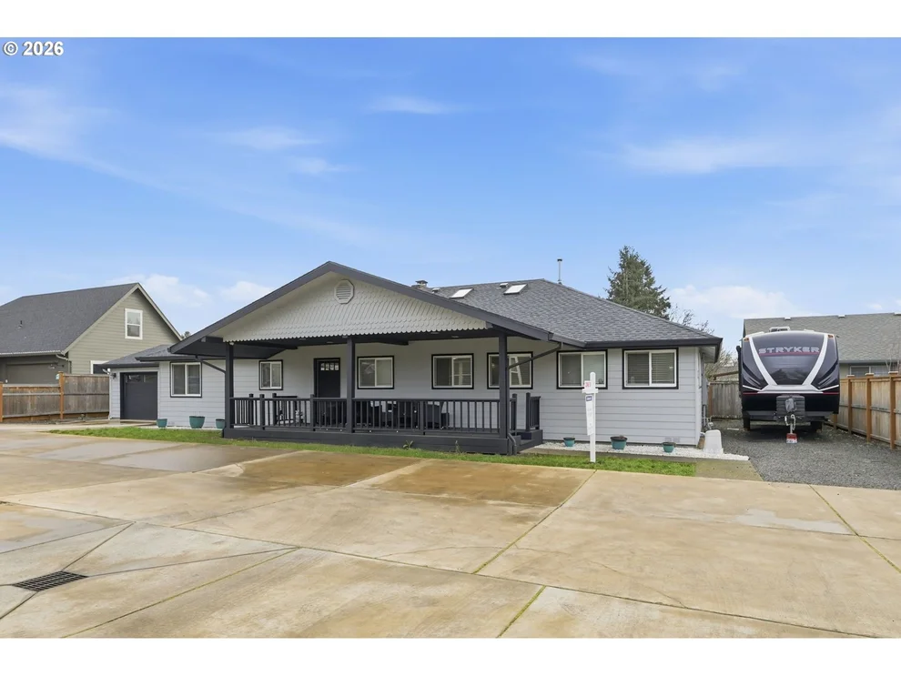 Unit for sale at 1271 ARCADIA DR, Eugene, OR 97401