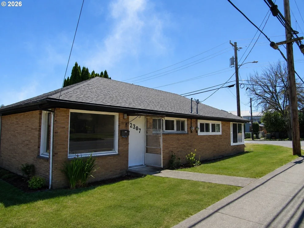 Unit for sale at 2307 SUNSET DR, ForestGrove, OR 97116