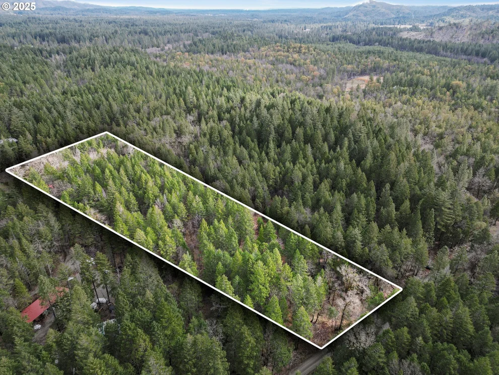 Unit for sale at 631 ARROWHEAD DR, OBrien, OR 97534