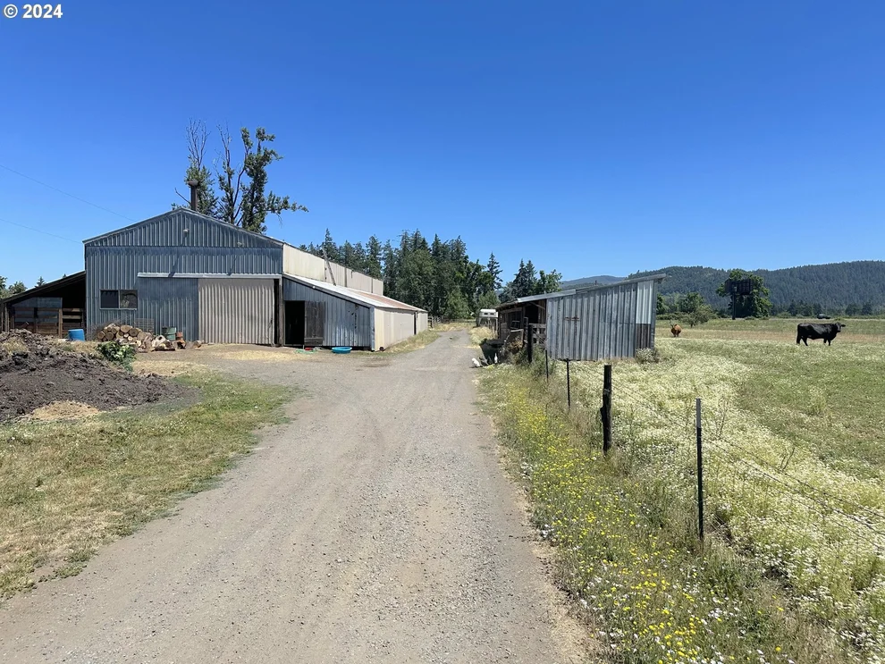Unit for sale at 82815 S MILL ST, Creswell, OR 97426