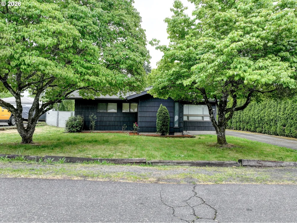 Unit for sale at 124 NE 143RD AVE, Portland, OR 97230