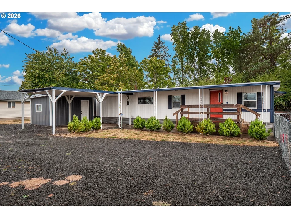 Unit for sale at 535 LASALLE ST, Harrisburg, OR 97446