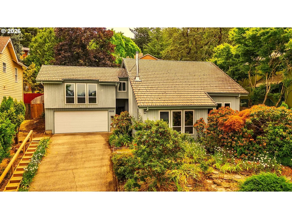 Unit for sale at 2505 PARK FOREST DR, Eugene, OR 97405