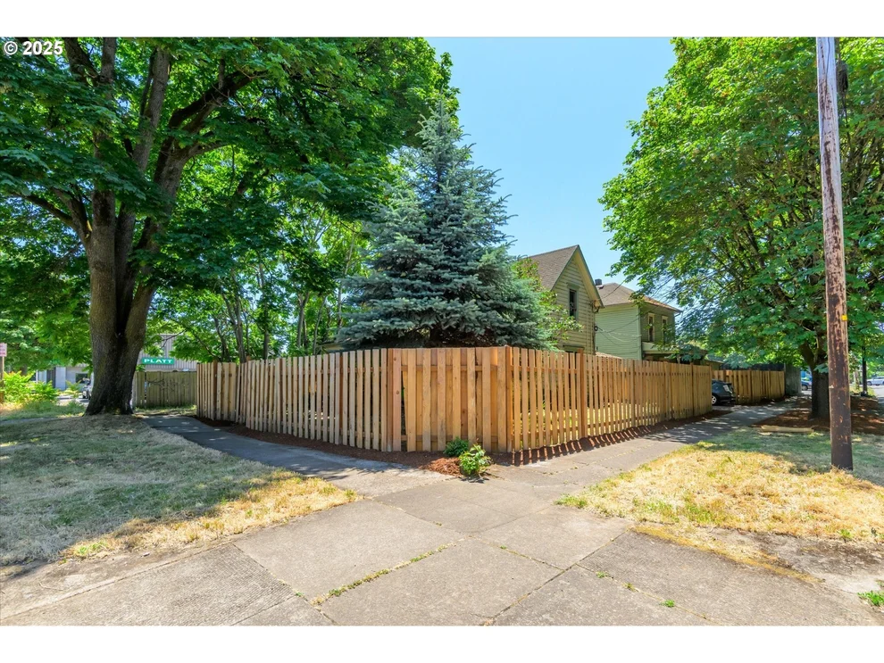 Unit for sale at 490 W 4TH AVE, Eugene, OR 97401