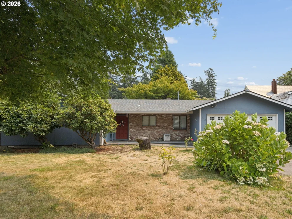 Unit for sale at 1712 SW HENSLEY RD, Troutdale, OR 97060