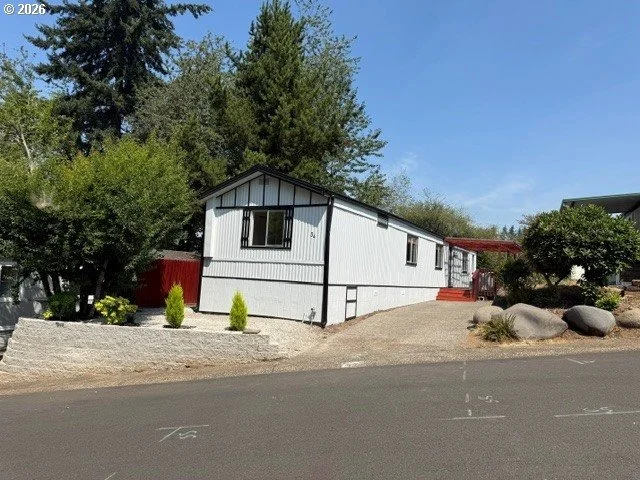 Unit for sale at 37600 SUNSET ST, Sandy, OR 97055