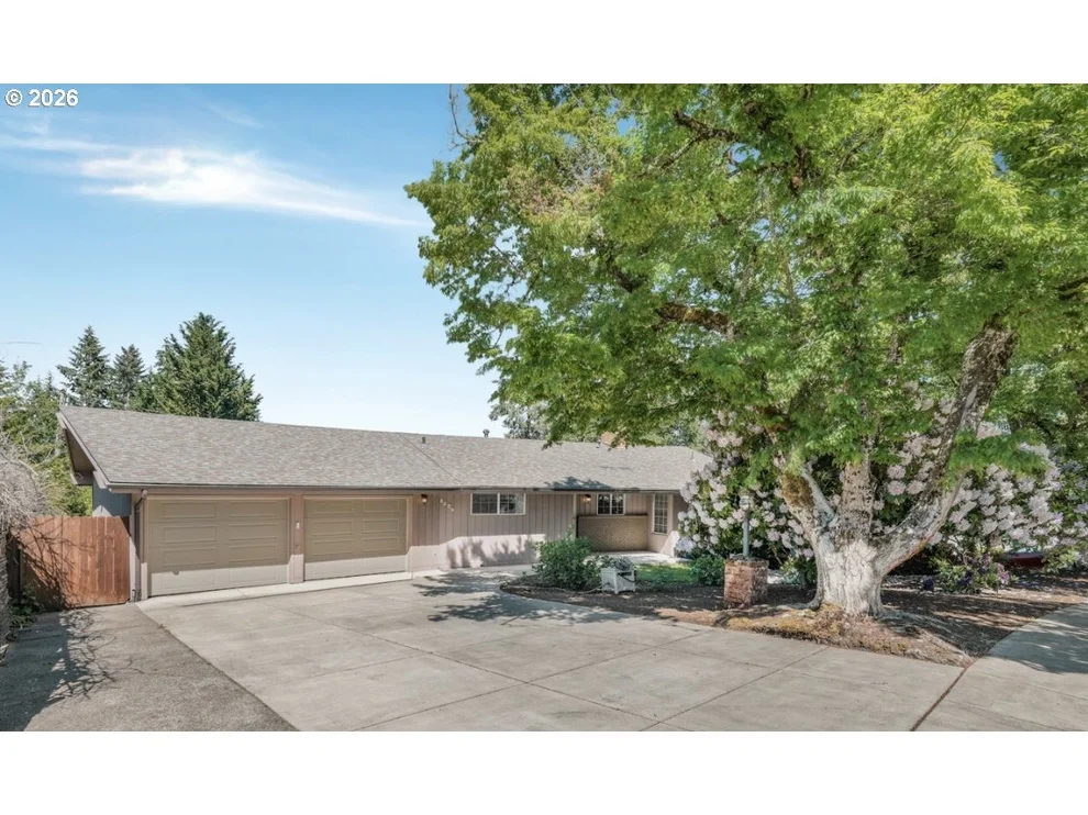 Unit for sale at 2225 W 28TH AVE, Eugene, OR 97405