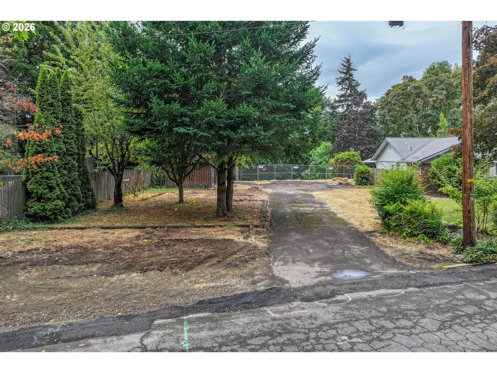 Unit for sale at 2580 PIONEER PIKE, Eugene, OR 97401