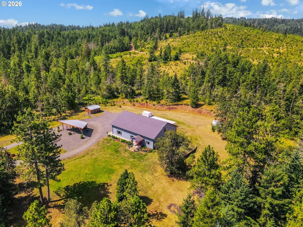 Unit for sale at 82056 MAHR LN, Creswell, OR 97426