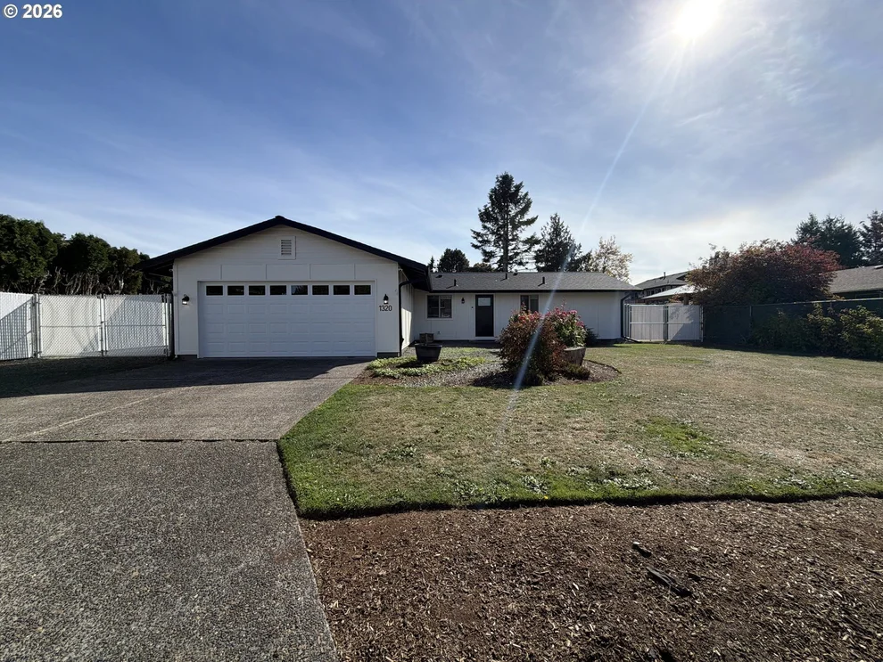 Unit for sale at 1320 NE 17TH ST, Gresham, OR 97030