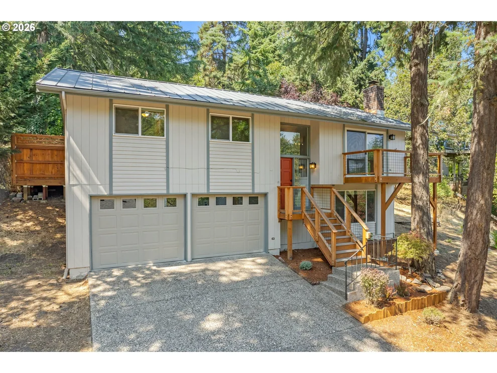 Unit for sale at 583 LOCHMOOR PL, Eugene, OR 97405