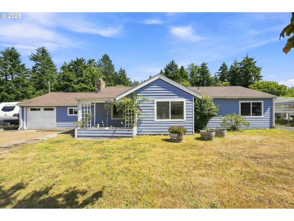 Unit for sale at 62941 CROWN POINT RD, CoosBay, OR 97420