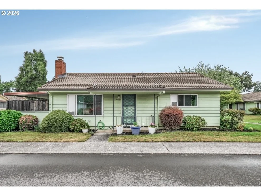 Unit for sale at 12295 SE MAIN ST, Portland, OR 97233