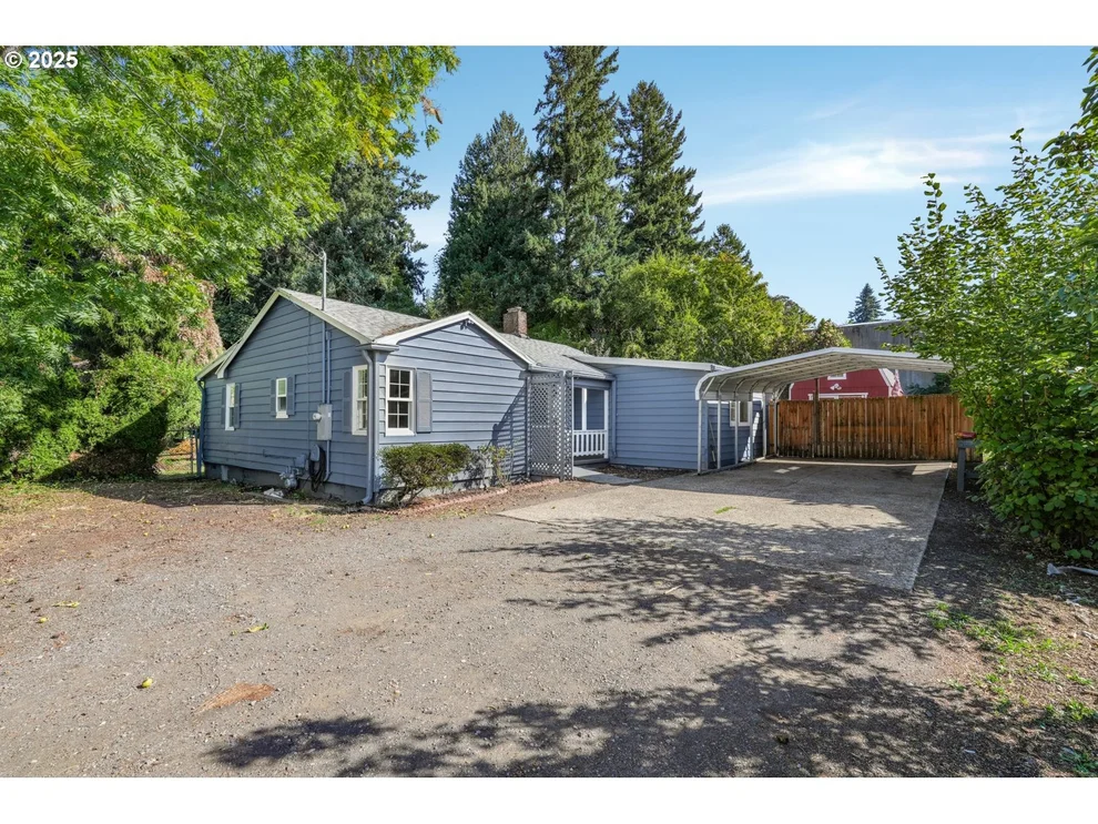 Unit for sale at 8940 SE STANLEY PL, Portland, OR 97206