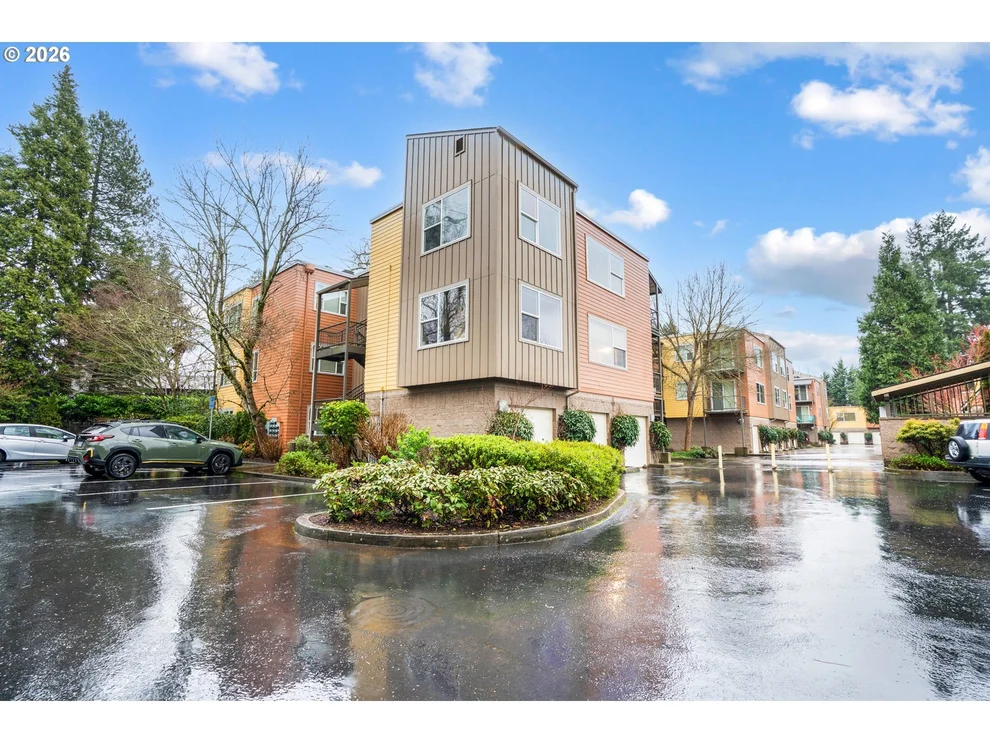 Unit for sale at 347 RUSTIC PL, Eugene, OR 97401