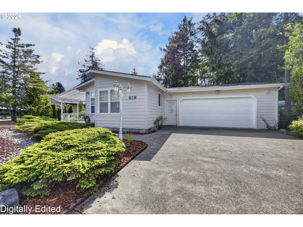 Unit for sale at 618 38TH PL, Florence, OR 97439