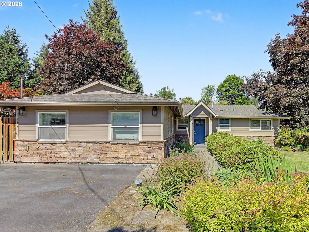 Unit for sale at 10923 SE 242ND AVE, Damascus, OR 97089