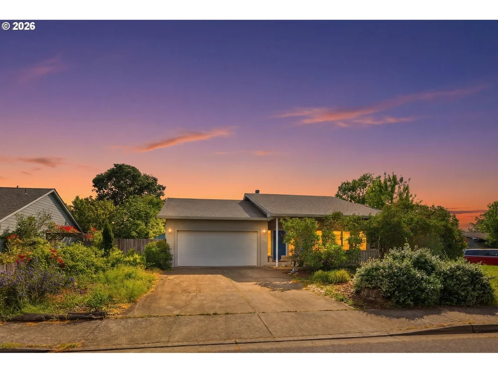 Unit for sale at 730 N 9TH ST, Harrisburg, OR 97446