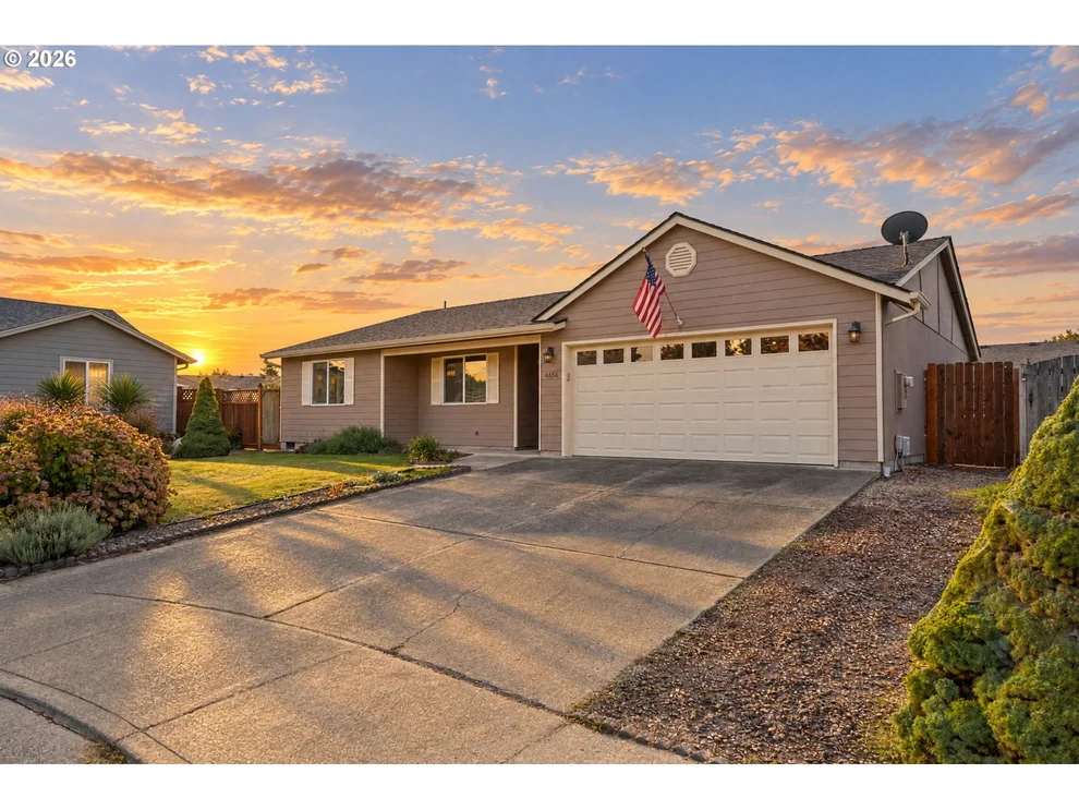 Unit for sale at 4656 CHERRYBUD CT, Salem, OR 97317