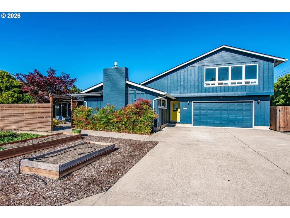 Unit for sale at 2615 3RD ST, Springfield, OR 97477
