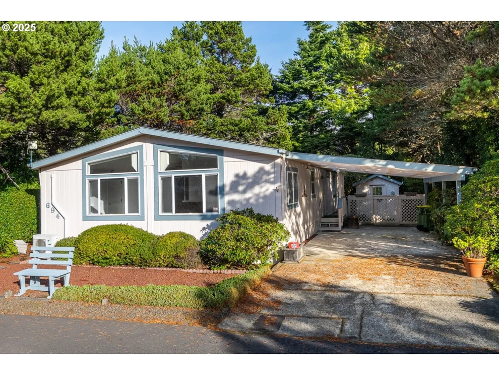Unit for sale at 1601 RHODODENDRON DR, Florence, OR 97439