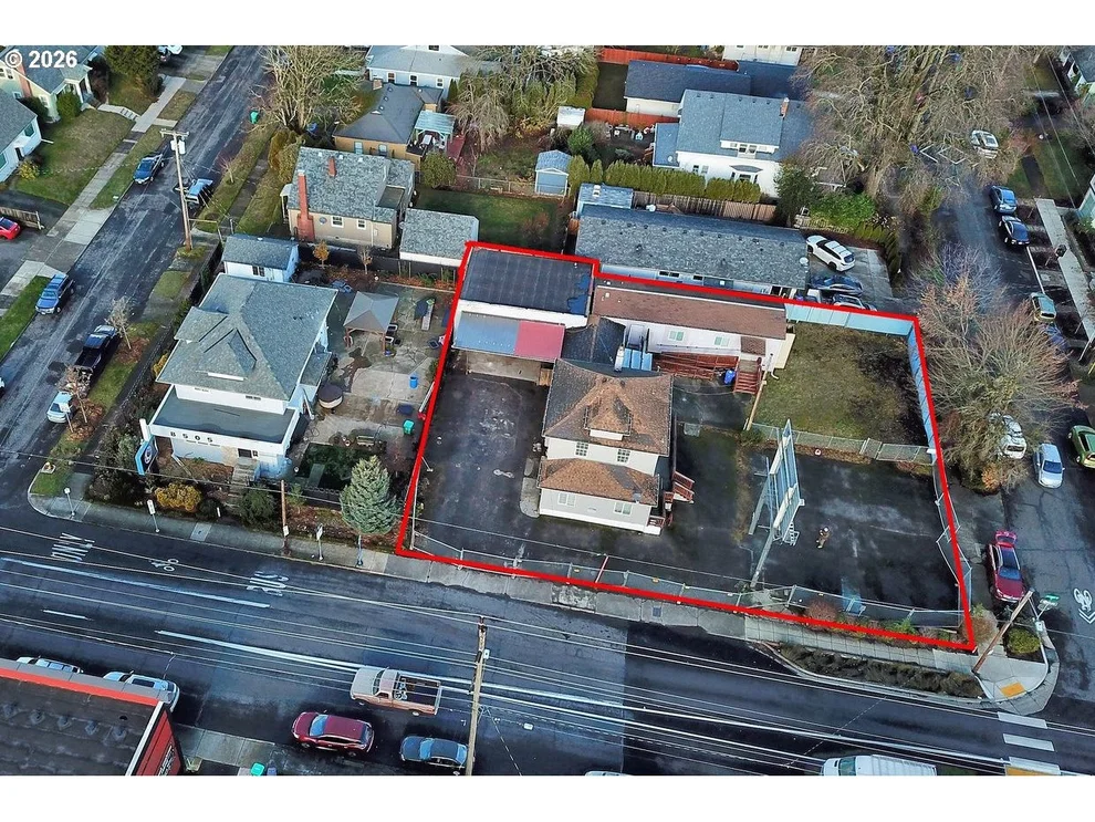 Unit for sale at 8523 SE STARK ST, Portland, OR 97216
