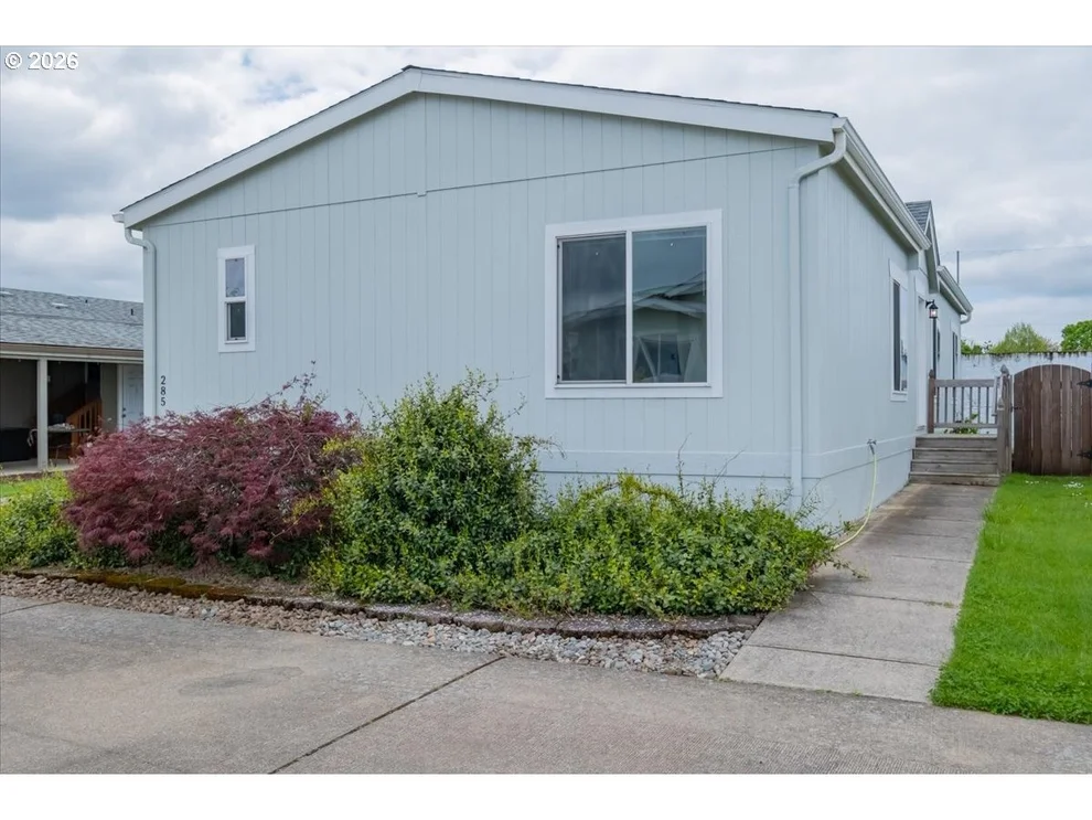 Unit for sale at 200 MARKET ST, Lebanon, OR 97355