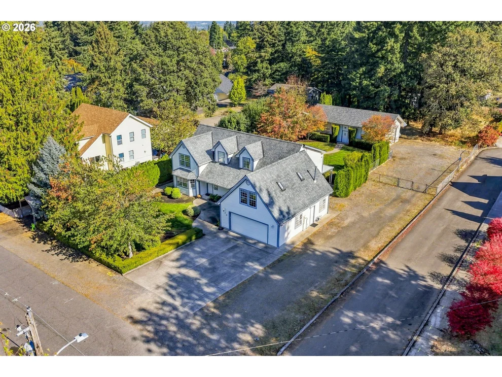 Unit for sale at 830 NE 157TH AVE, Portland, OR 97230
