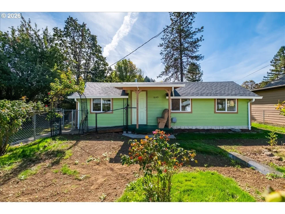 Unit for sale at 1649 ELM ST, SweetHome, OR 97386
