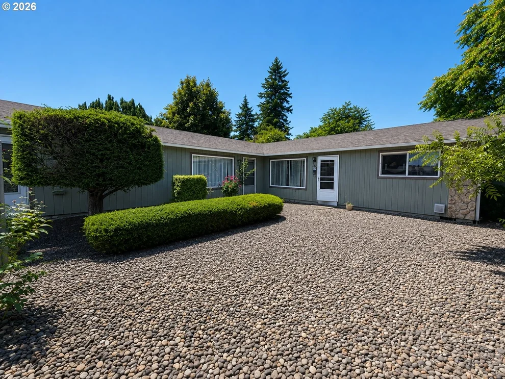 Unit for sale at 6223 SE 93RD AVE, Portland, OR 97266