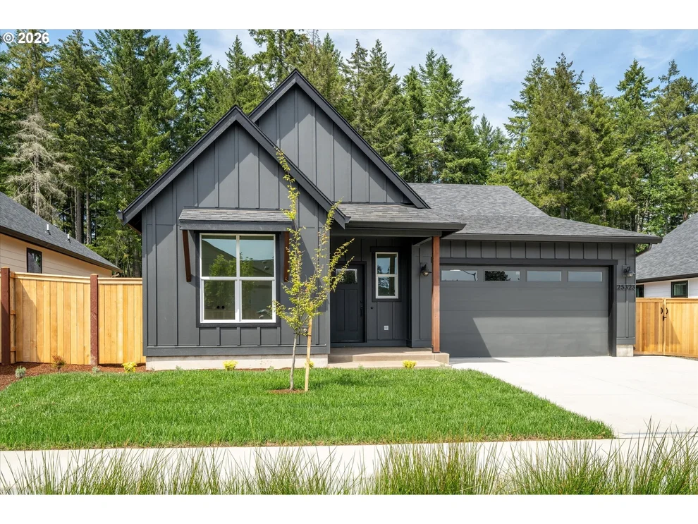 Unit for sale at 25323 E BROADWAY AVE, Veneta, OR 97487