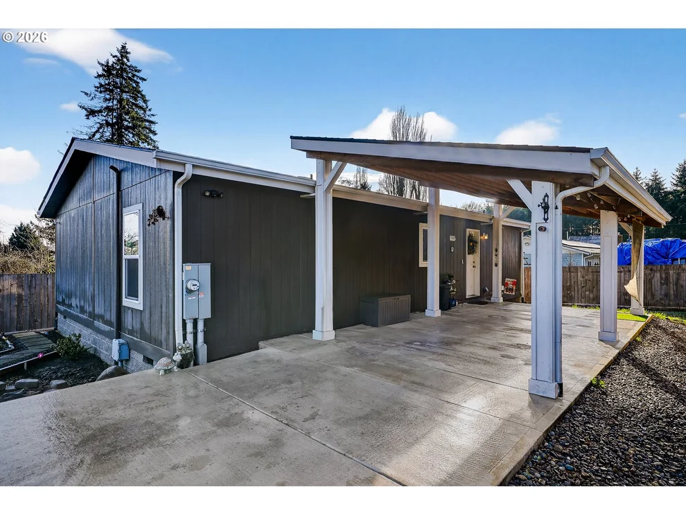 Unit for sale at 826 SW CHERRY ST, Willamina, OR 97396
