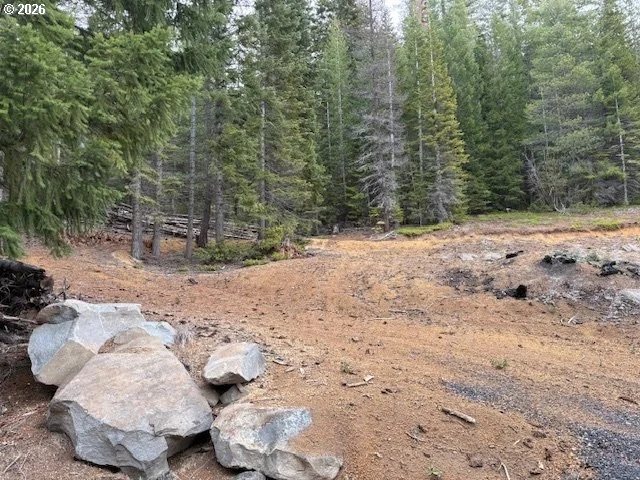 Unit for sale at 6 Royce Pine RD, CrescentLake, OR 97733