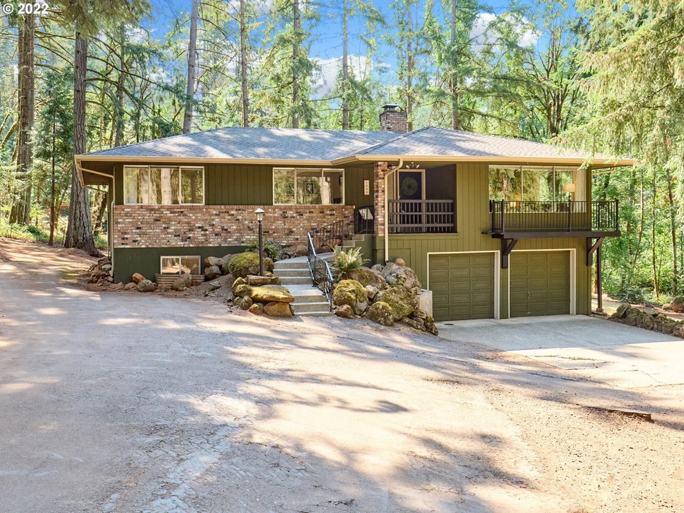 Unit for sale at 1040 WOODLAND DR, Silverton, OR 97381