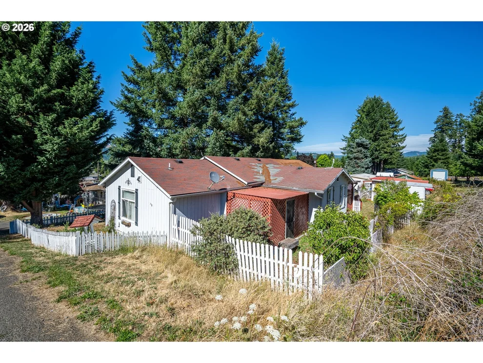 Unit for sale at 792 CLONE AVE, Yoncalla, OR 97499
