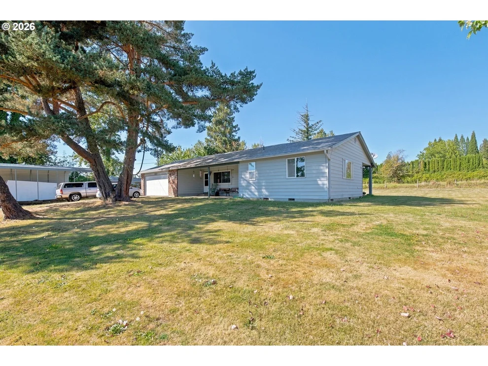 Unit for sale at 27205 SE CARL ST, Gresham, OR 97080